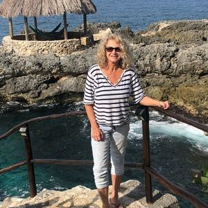 Meet your Posher, Carol